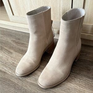 Dolce Vita Cream Ankle Boots!